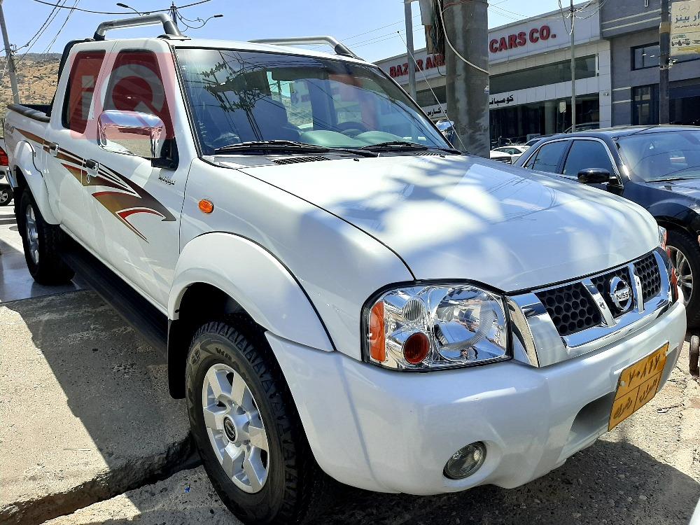 Nissan NP300